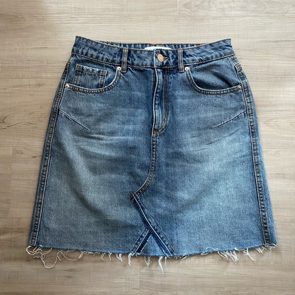 4/$30🦋 Dynamite denim skirt size small